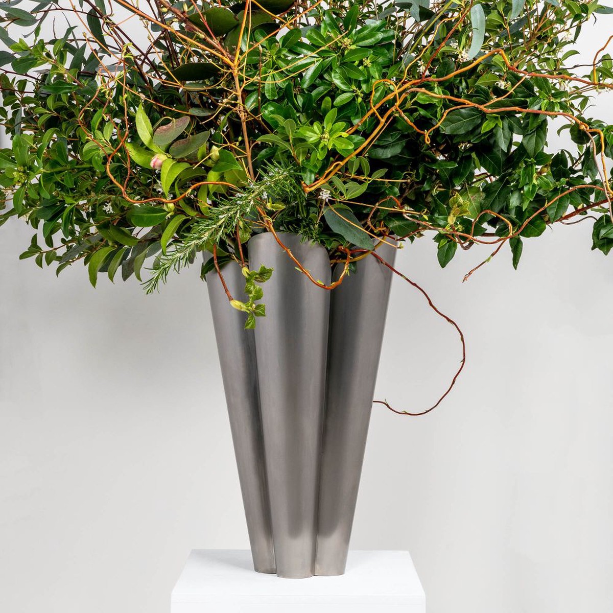 From The Anvil - Satin Marine SS (316) 30cm Flora Pot (Drainage holes)