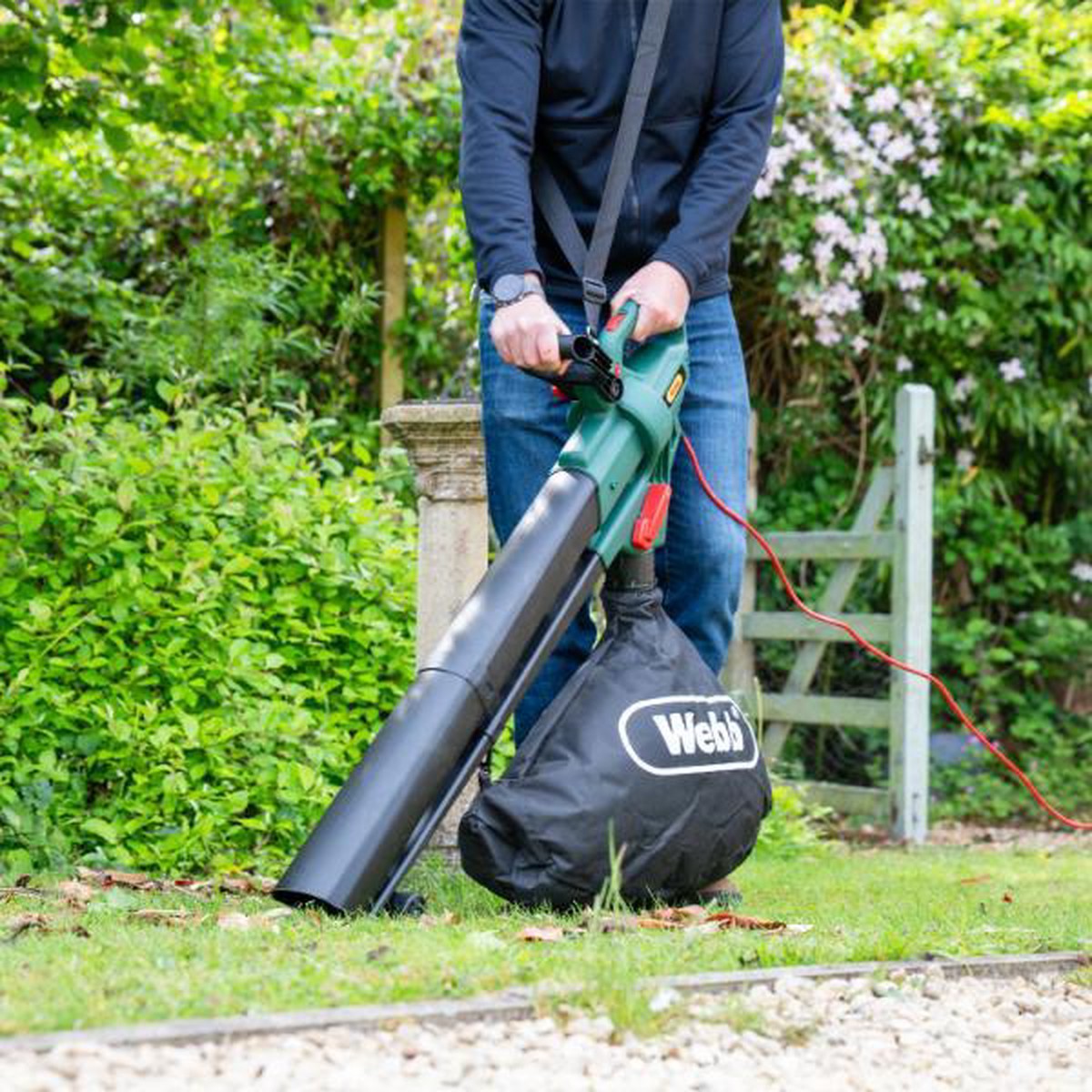 Webb 3300W Electric Garden Blower & Vacuum